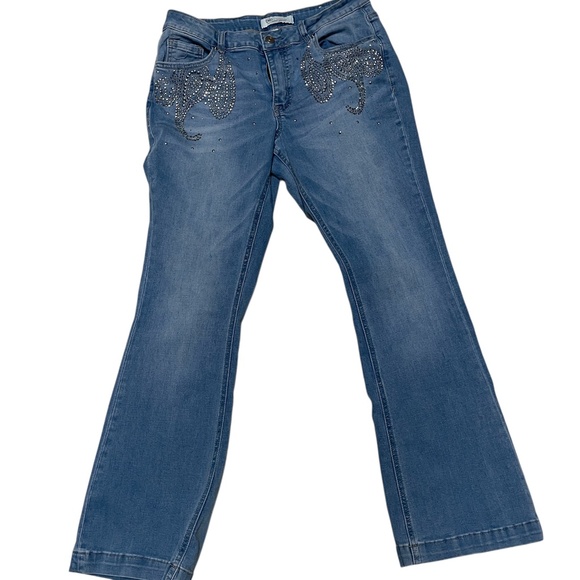 Cato's Limited Edition Mid-Rise Stretch Jeans with Bling Size 8 - Picture 1 of 8